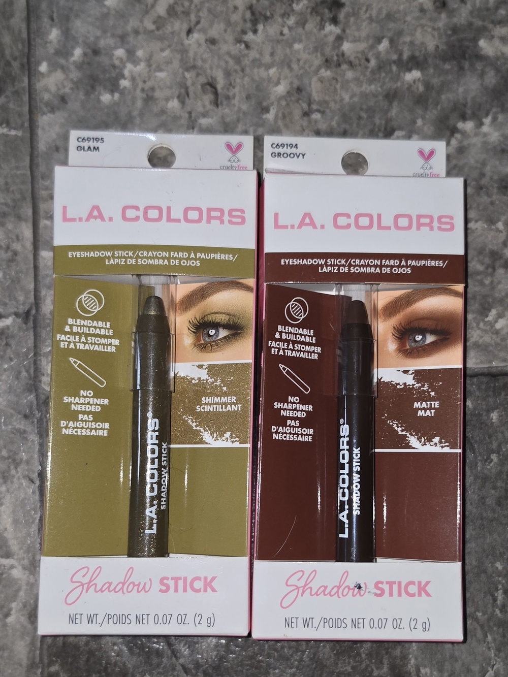 L.A. COLORS Shadow Stick Duo — Olive (Glam) & Brown (Groovy) BNIB
